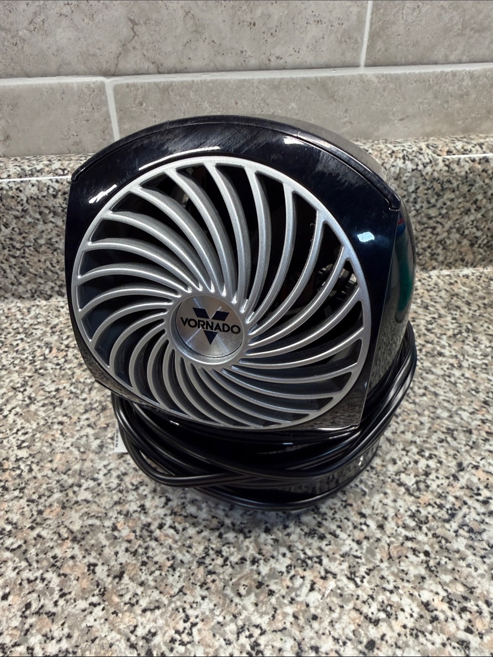 Vornado Compact Personal Air Circulator - Black